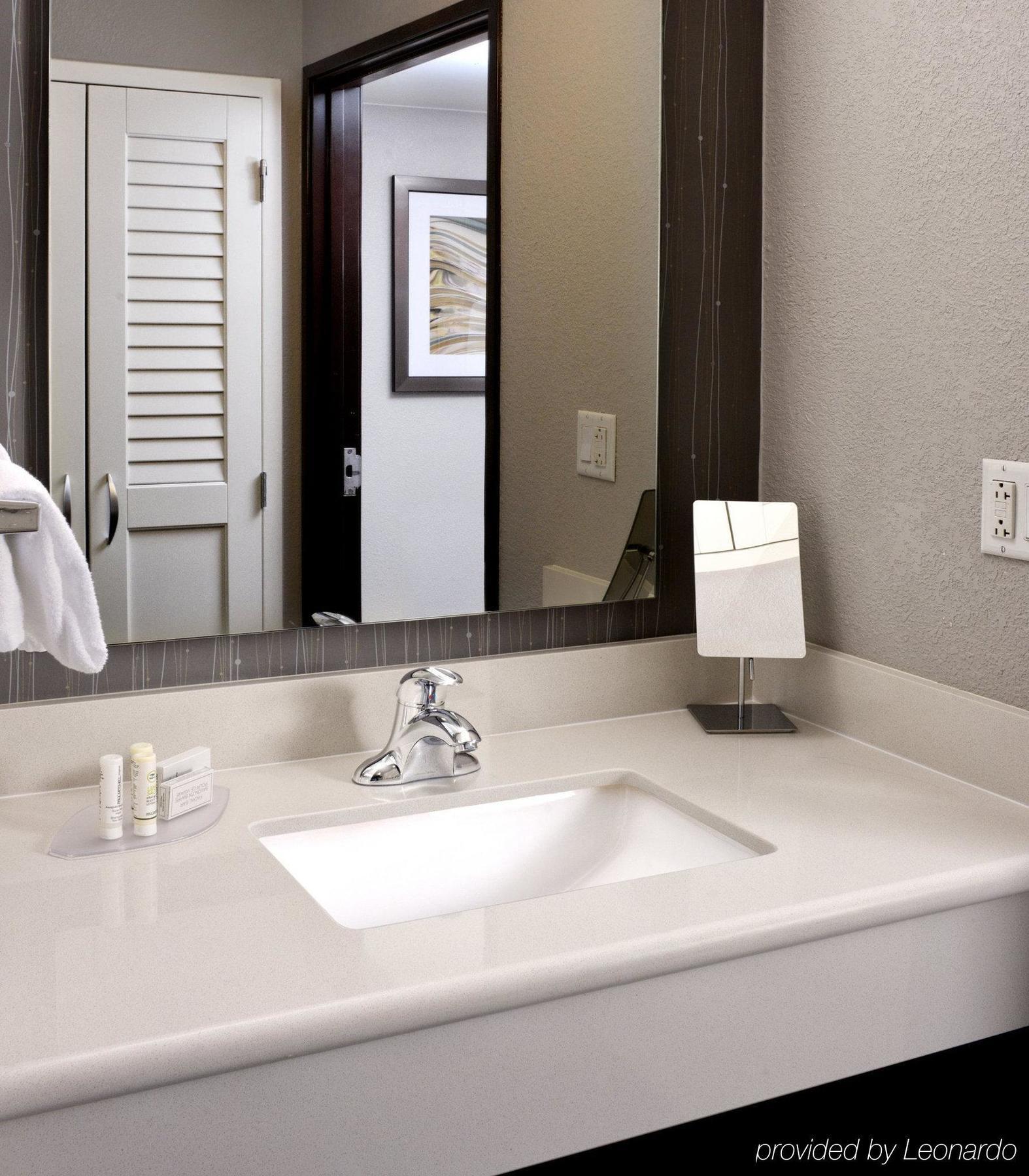 Courtyard By Marriott Houston Northwest Hotel Exterior foto